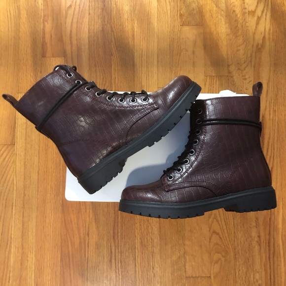 SO Women’s Combat Boots- Size 8-Burgundy Croco - Picture 13 of 13